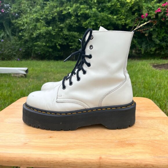Dr. Martens Jadon White Chunky Leather Combat Boots Size 7M - Picture 1 of 11